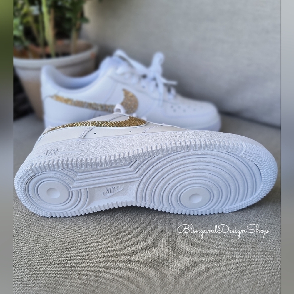 Women's Air Force 1 07 White Sneakers made with Gold Swarovski Crystals - Picture 3 of 8